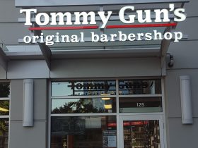 tommyguns1_1