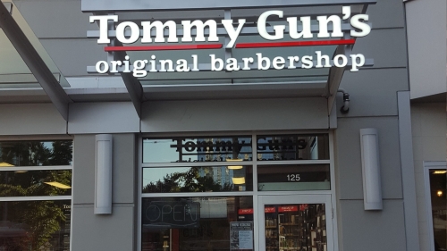 tommyguns1_1